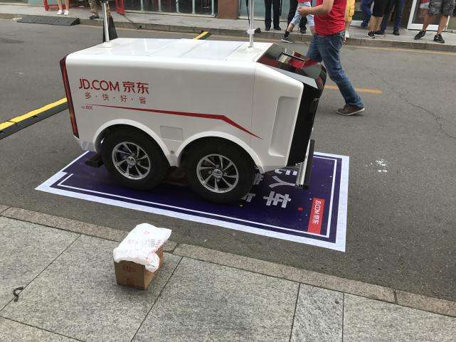 中国网购vs外国网购,外国人惊叹中国网购快递