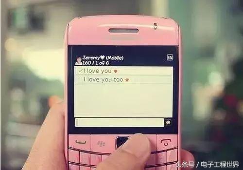 朋友圈被“10年前的手机”刷屏了!老泪纵横,都是青春和故事啊