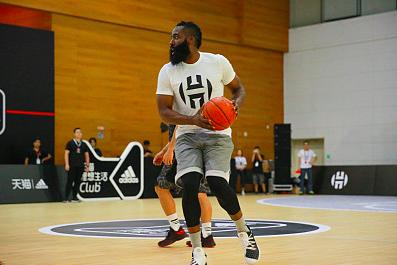 nba十大巨星拉塞尔,nba十大巨星排名