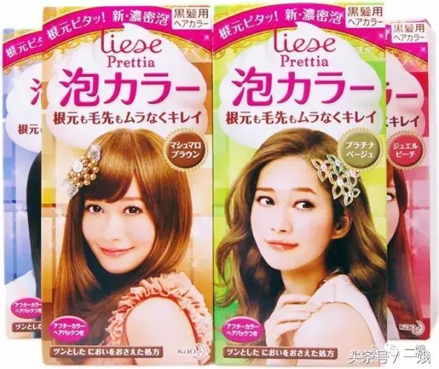 如何评价李宇春的先锋感时尚造型,李宇春怎么打扮都像中性人