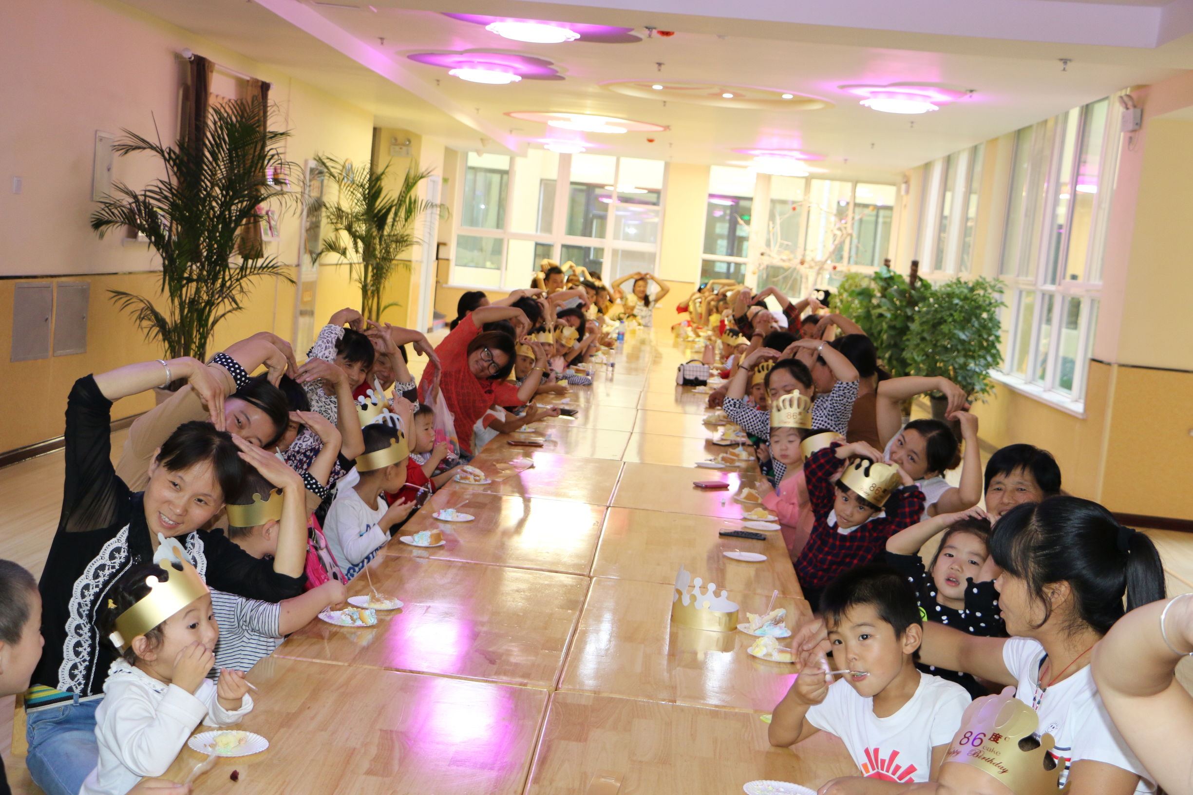 富平：庄里试验区中心幼儿园“森林舞会”主题生日派对