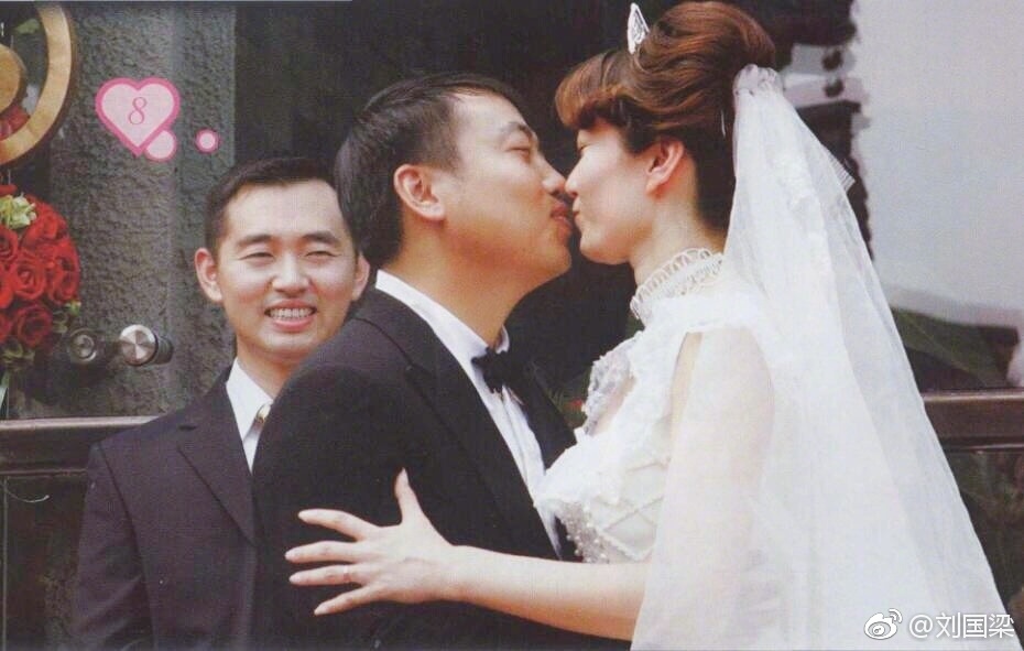 尴尬！范冰冰李晨新婚马苏被问何时结婚孔令辉耽误她11年成剩女