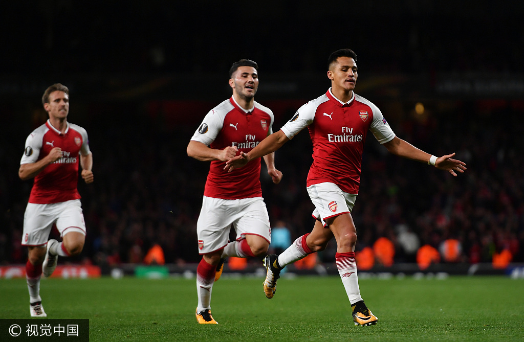 科隆阿森纳比赛，德球迷骚乱，喊纳粹口号，伦敦出动防暴警察警犬