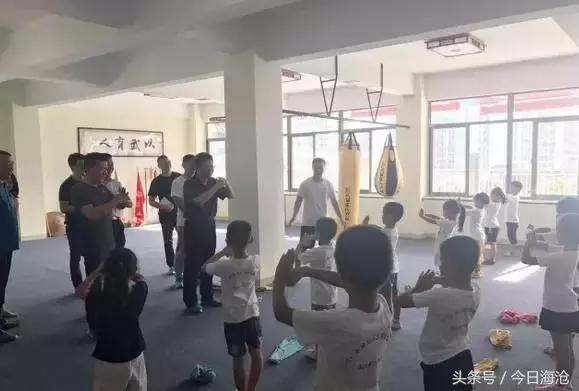 新垵村今年考上清华研究生的学霸是怎样炼成的