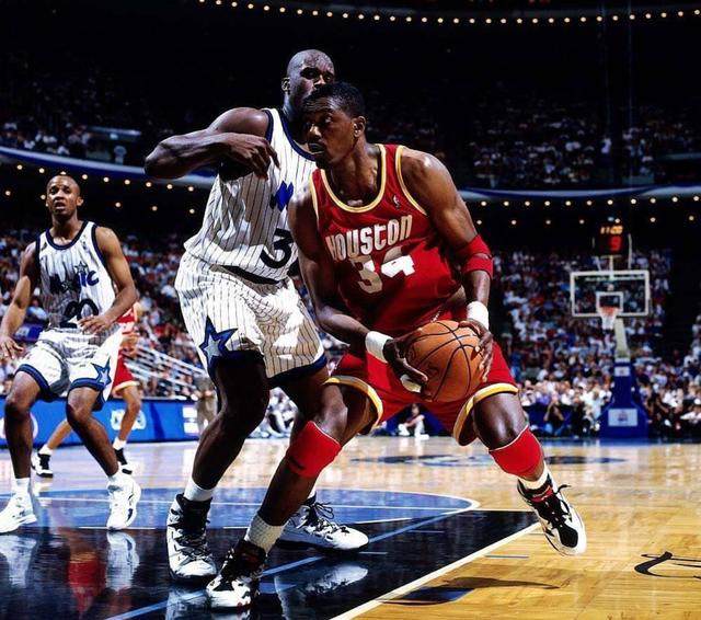 奥尼尔魔术时期阵容数据,奥尼尔最佳防守阵容