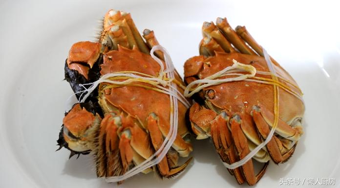 你真的会吃海鲜干货吗,还不知道怎么吃螃蟹手把手教你