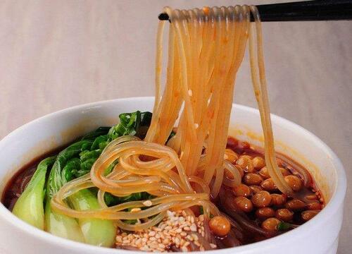 酸辣粉店一年赚5万5,怎么卖酸辣粉更赚钱