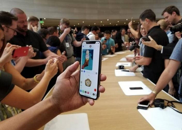 iphone预计什么时候用全面屏,iphone是否快出真正全面屏