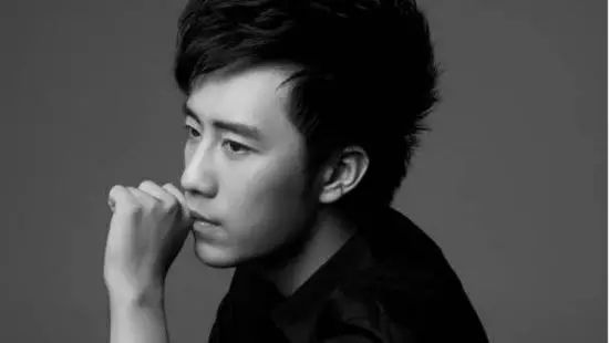 陈欧我为自己代言创业故事,陈欧第一次创业