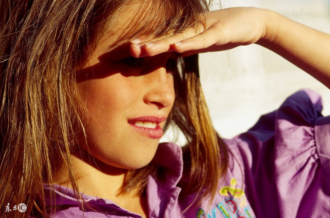 见光眼睛就流泪怎么办,见光就流泪