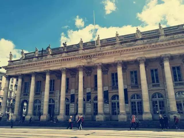 波尔多十座顶级名庄,喝遍全世界葡萄酒