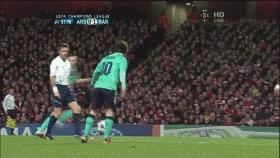 牛掰爆了，绿茵场的那些花式过人