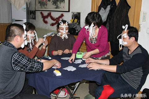 斗地主怎么记牌最简单的方法,三人斗地主的技巧和诀窍