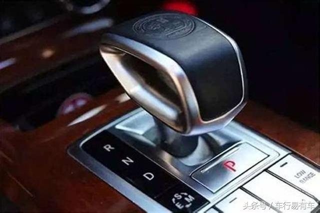 油门失灵？“急速飞驰”的情况下该如何自救！