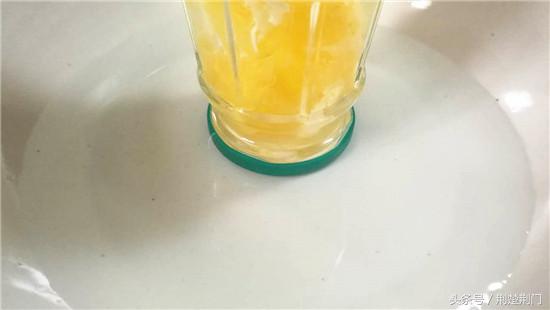 玻璃瓶罐子打不开要怎么打开,玻璃瓶塑料盖打不开有办法解决吗