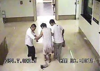 急产容易出现胎儿窘迫吗,宝宝出意外