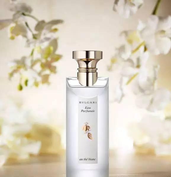 给女朋友买香水推荐品牌,买香水选什么牌子好闻点