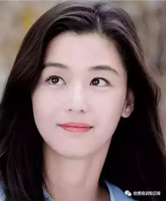 重度乌唇怎么改善能变红唇,乌唇应该用什么颜色做唇好看