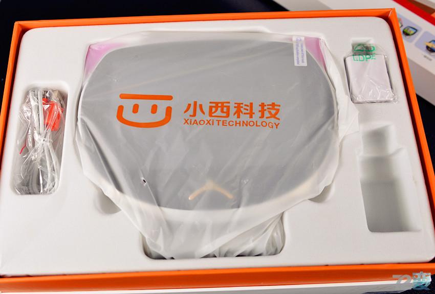 小西机器人测评--孩子最爱的机器猫