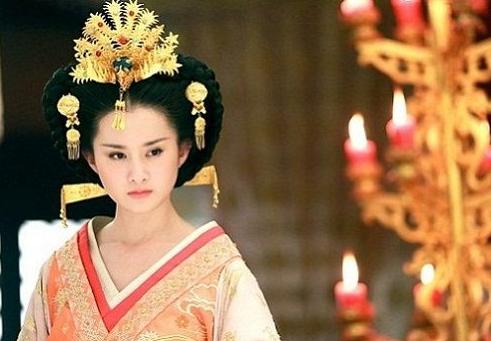 她是全世界第一个弹瑟琶的人，一封家书唱得长安战马嘶鸣