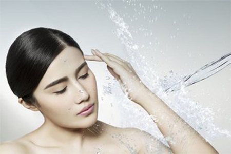 秋冬换季皮肤过敏最快解决方法,肌肤容易过敏一招就搞定