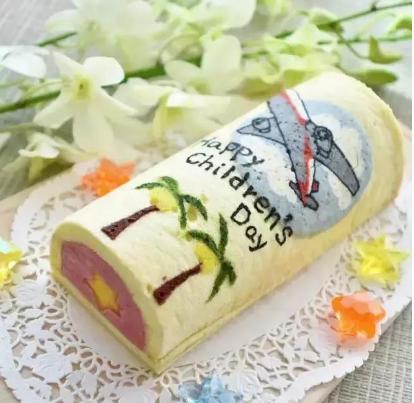 看着平平无奇的一款手卷蛋糕，切开以后却惊艳了时光！