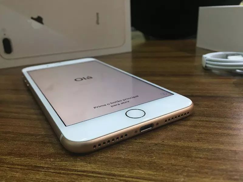 港版iPhone8Plus腮红金开箱实拍：这金色有点特别