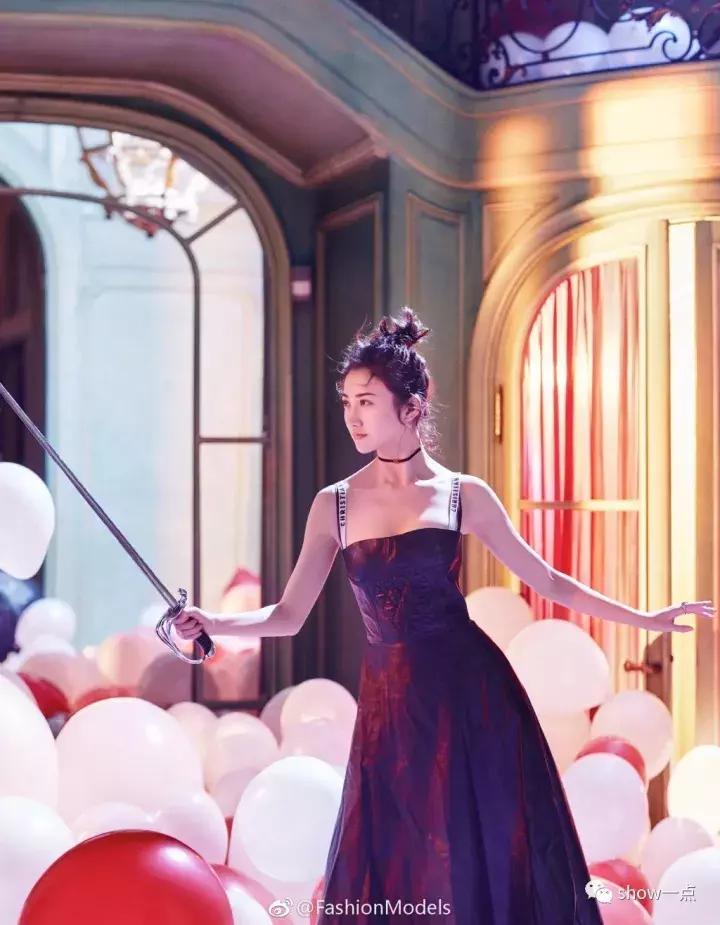 赵丽颖dior现状,为什么赵丽颖不适合浓妆