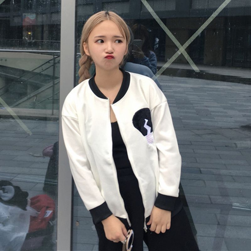 女人穿衣打扮要靠自己,女人就该穿得帅气一点