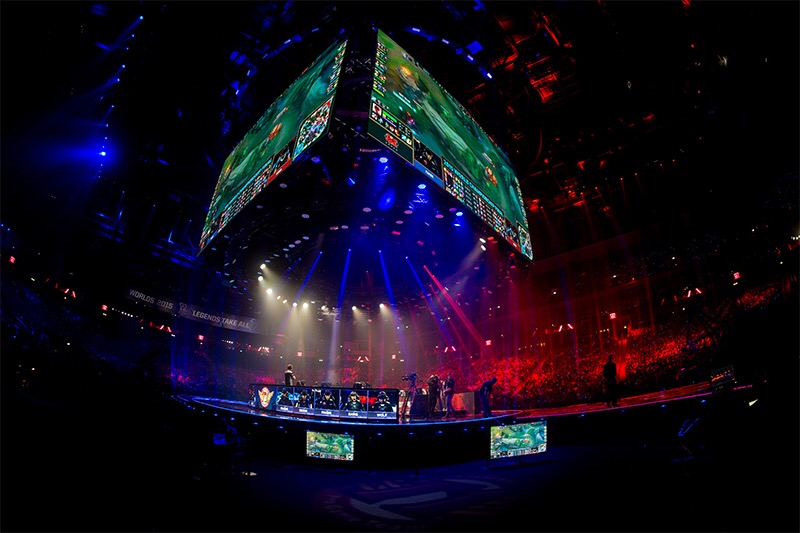 几年一次英雄联盟总决赛,十年前的英雄联盟总决赛