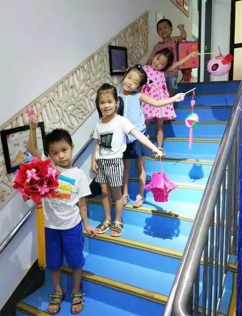 老师同学双节快乐,漂亮的老师祝你双节快乐