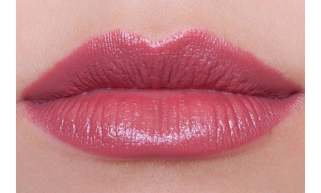 M.A.C、TomFord又出新品,就算已经有100支口红还是想!买!