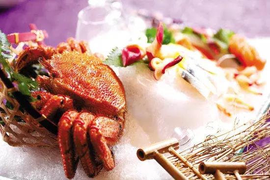 红毛蟹蟹腿多少钱,红毛蟹贵还是雪蟹贵