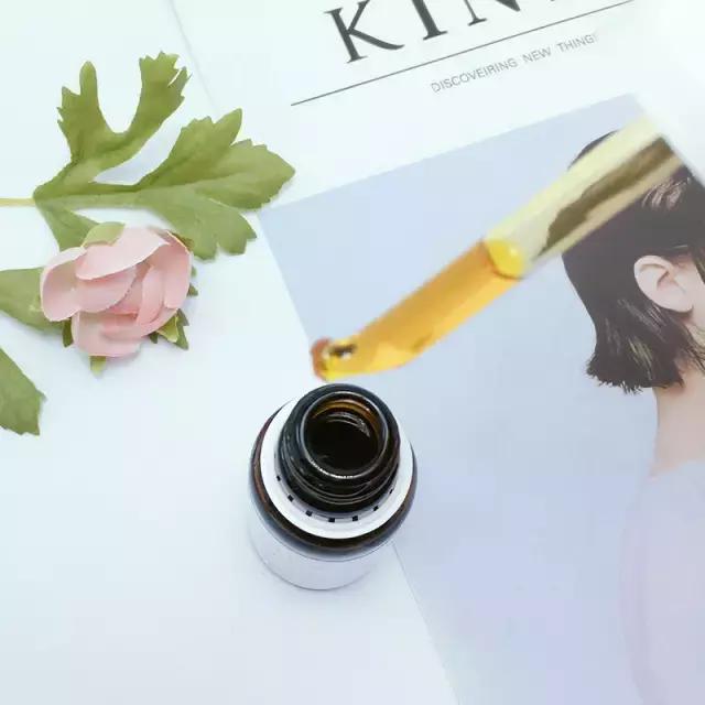 肌肤较干秋冬精华,秋冬不粘腻的精华水