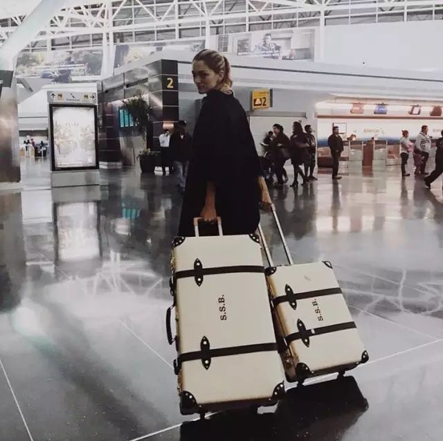 旅行高颜值旅行箱,旅行方便的旅行箱