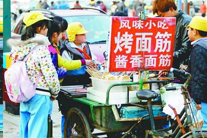 菜贩一个月能赚18万,批发菜市场菜贩子一年能赚多少钱