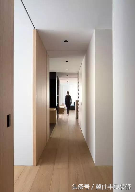 踢脚线不好看怎么弄下来,踢脚线如何装好看又实用