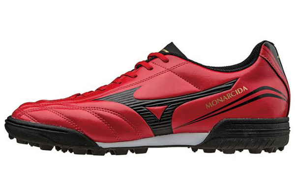 足球鞋推荐美津浓alpha,公认脚感最好的足球鞋美津浓