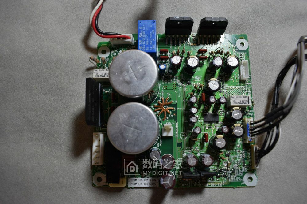 索尼uda1听感评测,索尼vf1功放拆解