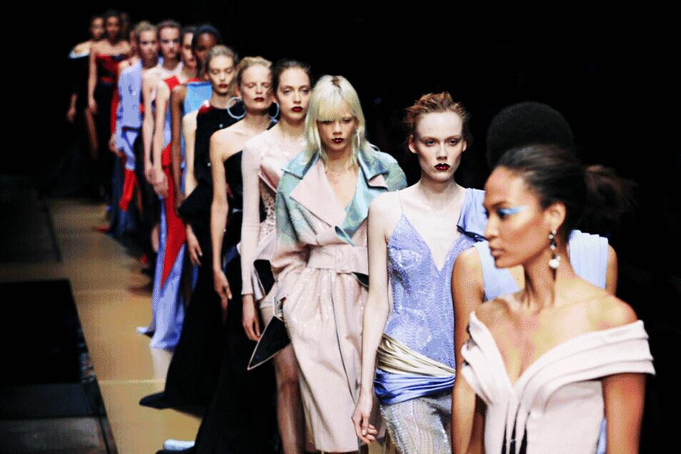 巴黎时装周的新look,巴黎时装周2019妆容