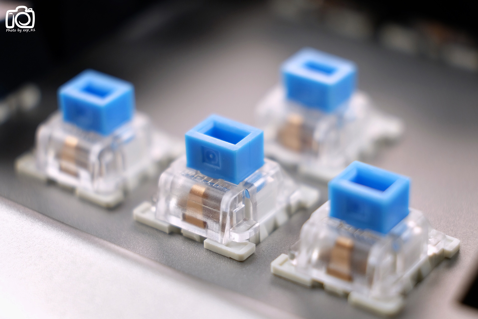 噼里啪啦打字噪，居然还防水：映泰沙漠方舟GK30青轴电竞机械键盘