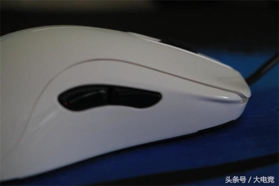 zowie鼠标白色,zowie白色鼠标