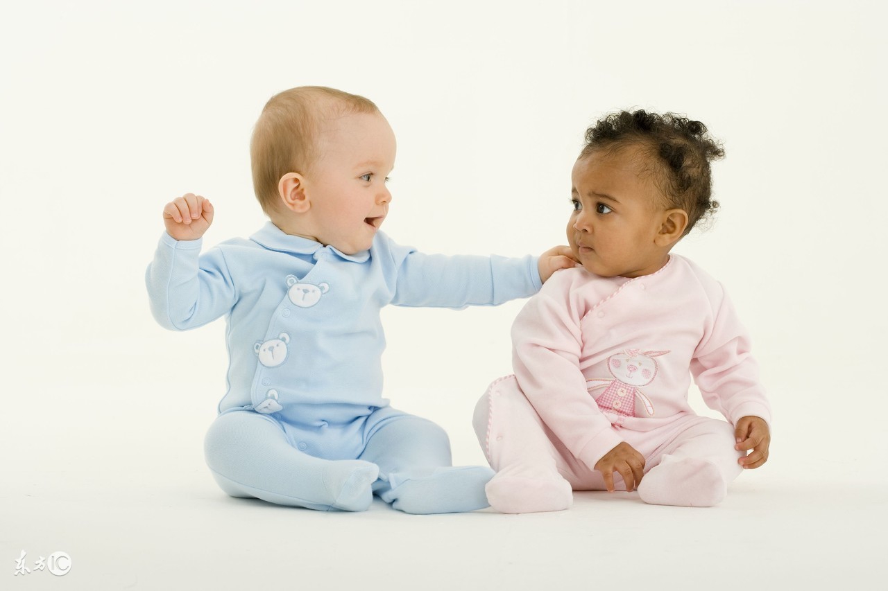 都说看孕妇外貌变化就能知道生男女，靠谱吗？