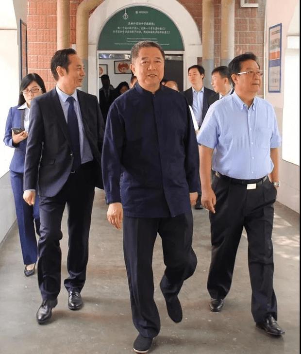 刘利民中山校长,刘利民访英才高级中学