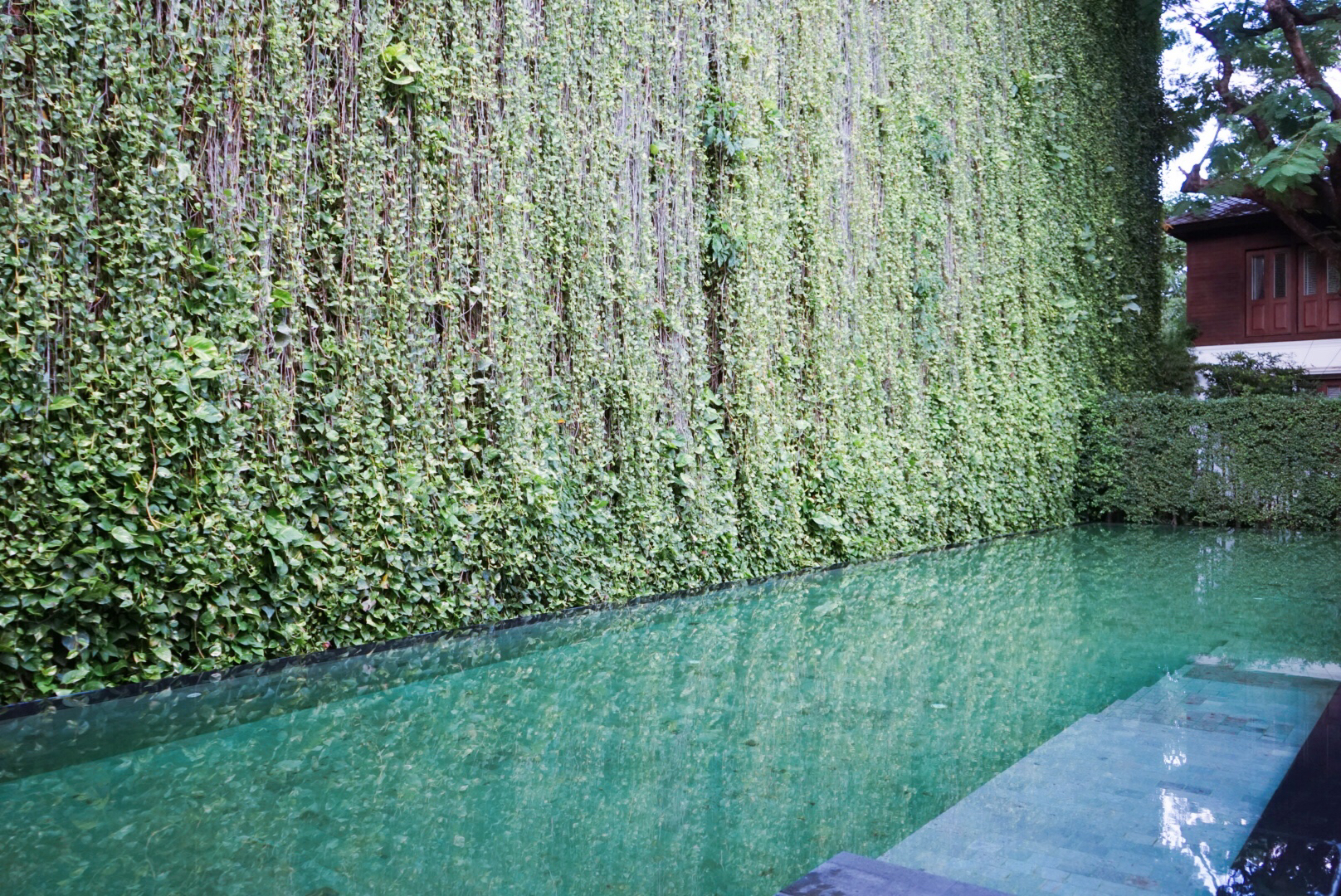 住进这家清迈的轻奢酒店，才知道，原来泰国旅行可以哪都不用去