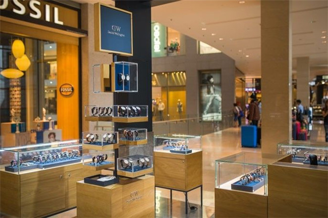 快时尚进入中国市场的时间,快时尚品牌流行趋势