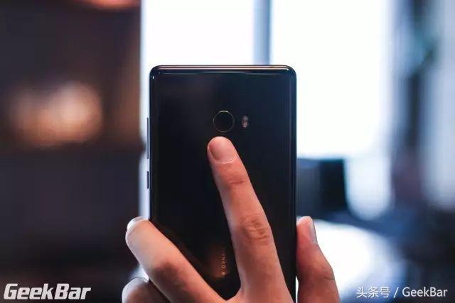 全面屏mix2全陶瓷版,小米mix2黑科技曝光