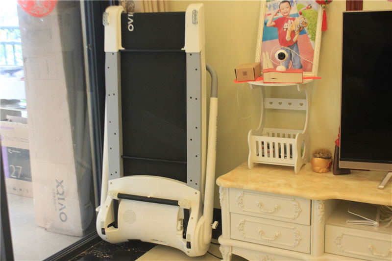 迪丽热巴跑步机广告,迪丽热巴代言的运动品牌图片