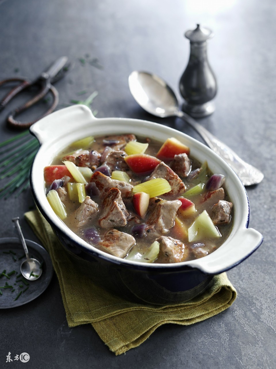 砂锅寿命一般多少,砂锅的寿命最长是多久