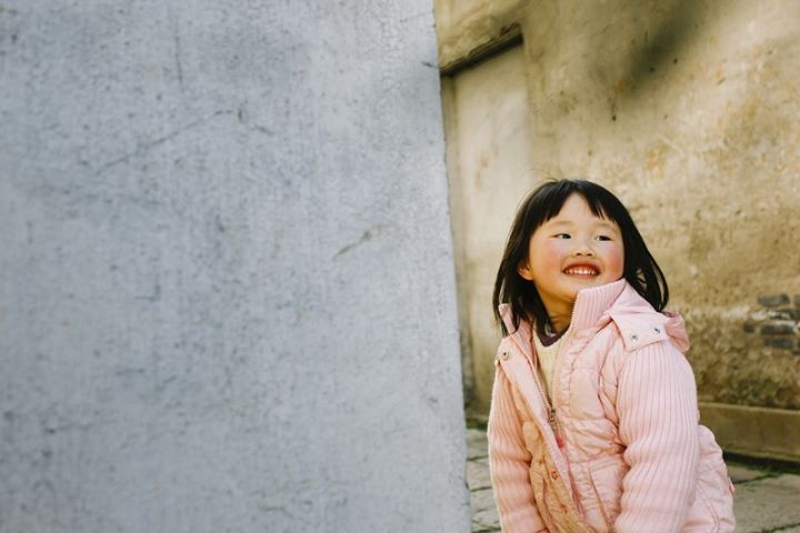 过年和长辈吃饭尴尬没话说,过年和亲戚吃饭尴尬